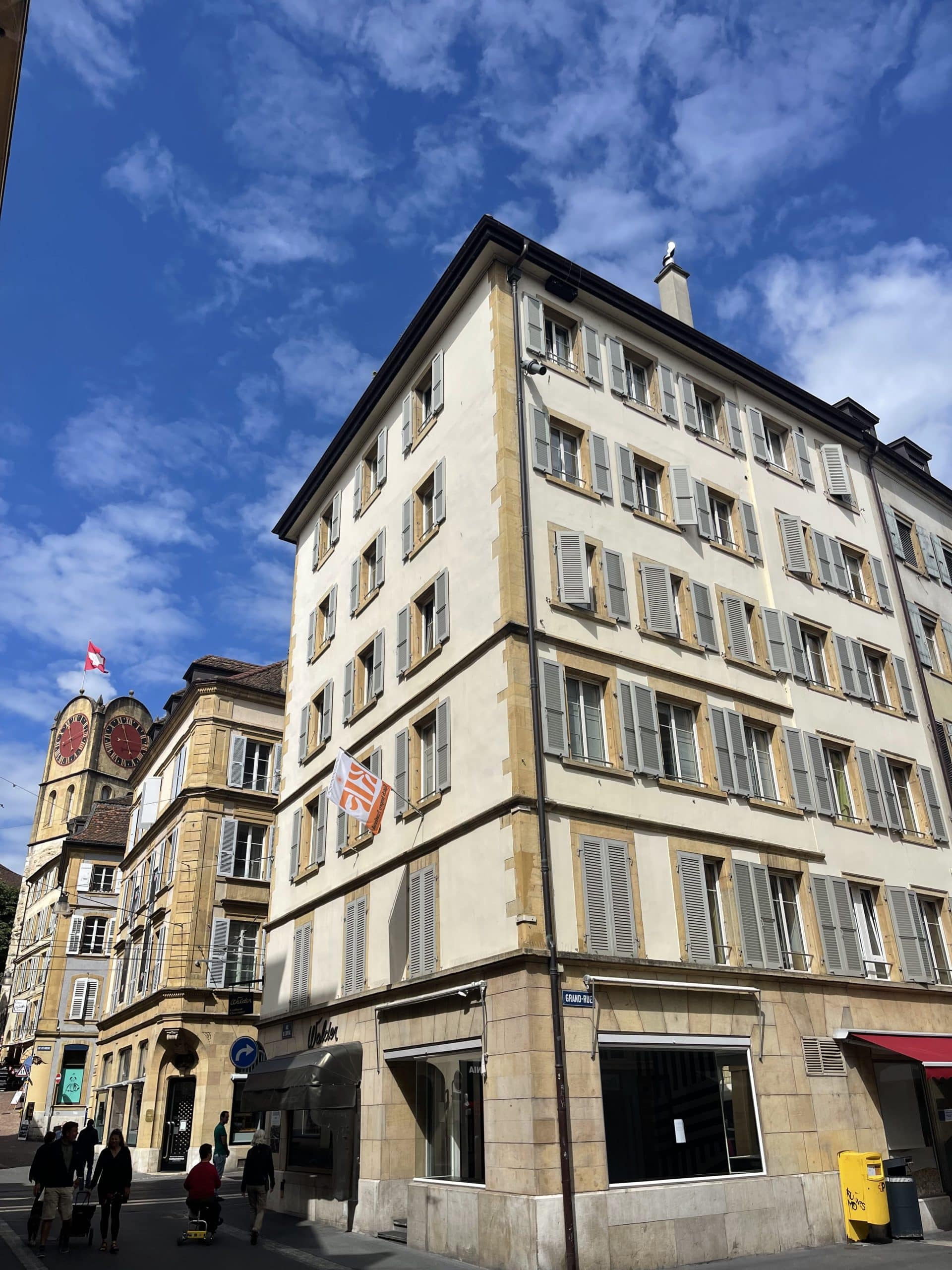 Domiciliation entreprise neuchâtel_vue bureau devanture éloignée