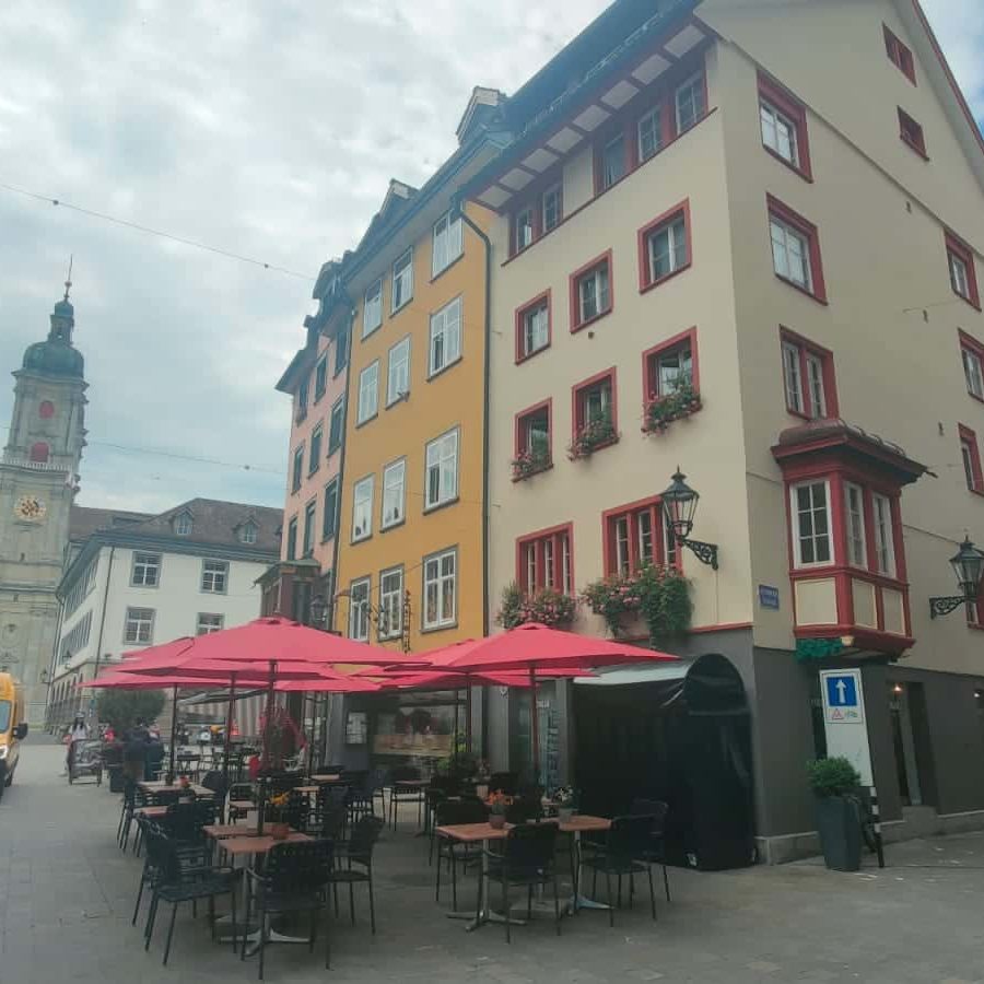 Domiciliation entreprise saint-gall_vue devanture et rue